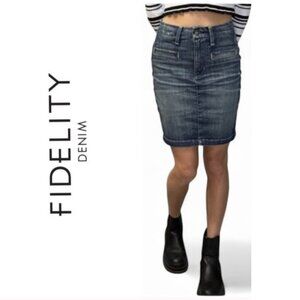 Fidelity Chrissy Blue Jean Skirt Size Small Medium Exile Vintage Wash
